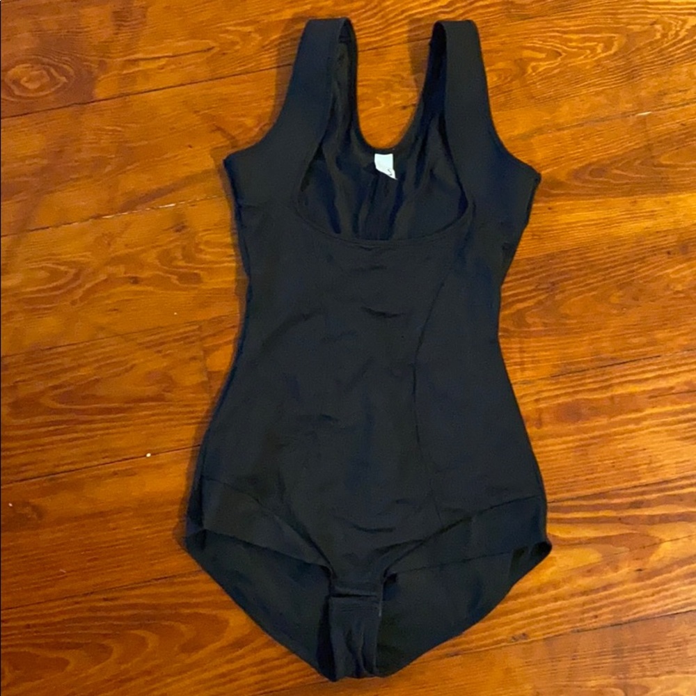 Body shaper shapewear bodysuit Maidenform black SALE!